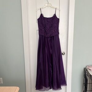 Dave & Johnny Elegant Purple Prom Dress size 11-12